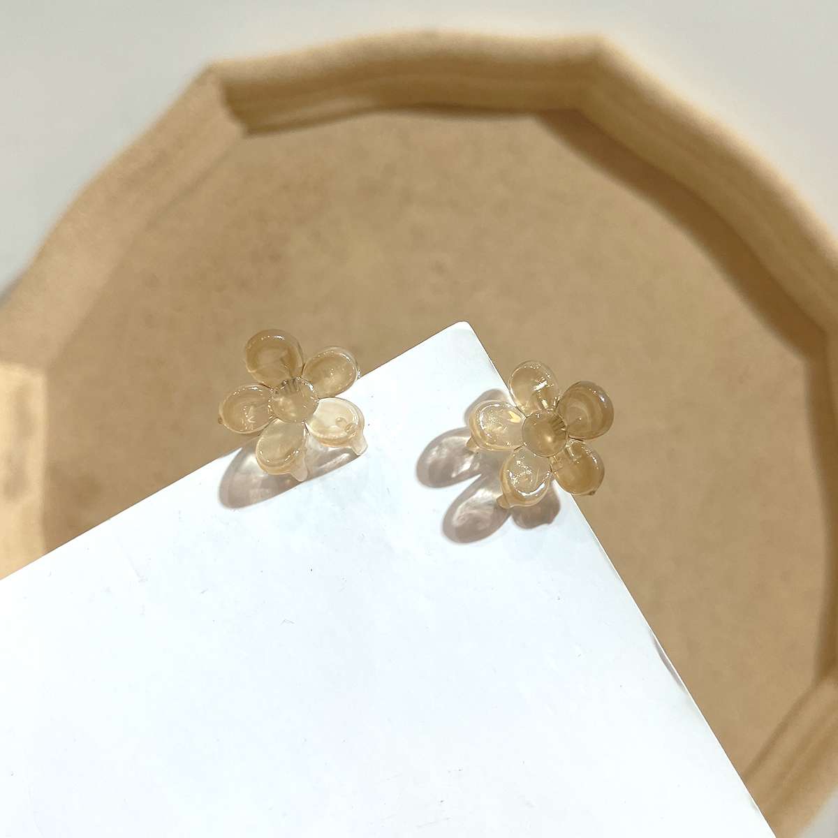 

2 шт., акриловые цветочные мини-коготь для волос для женщин, девушек, макияж, заколки для волос, аксессуары для волос, зажим для волос, головные уборы хаки