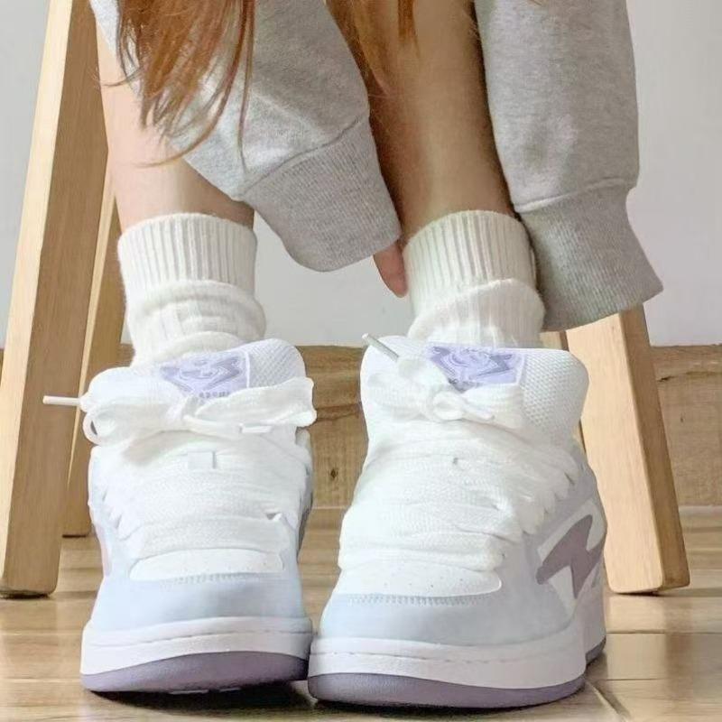 Autumn Retro Design Versatile Lightning Board Shoes Casual Bread New Student Shoes Sports Board Shoes Women