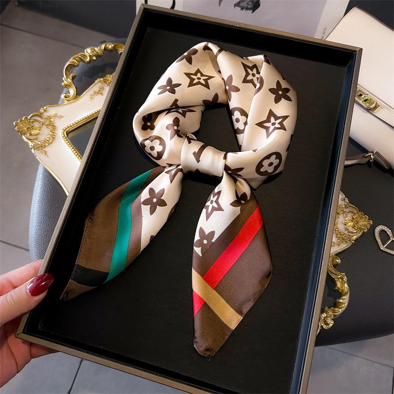 

Модный брендовый летний простой шелковый шарф с буквенным принтом, имитация шелка, квадратный шарф 70 см, модный универсальный шарф для профессиональной женщины 70 * 70cm (1-3cm error)