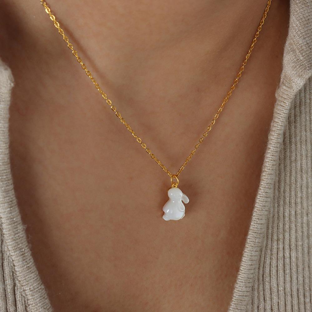 Rabbit Shape Rabbit Pendant Necklace Simple White Shell Rabbit Necklace Moon Rabbit Necklace  Girls