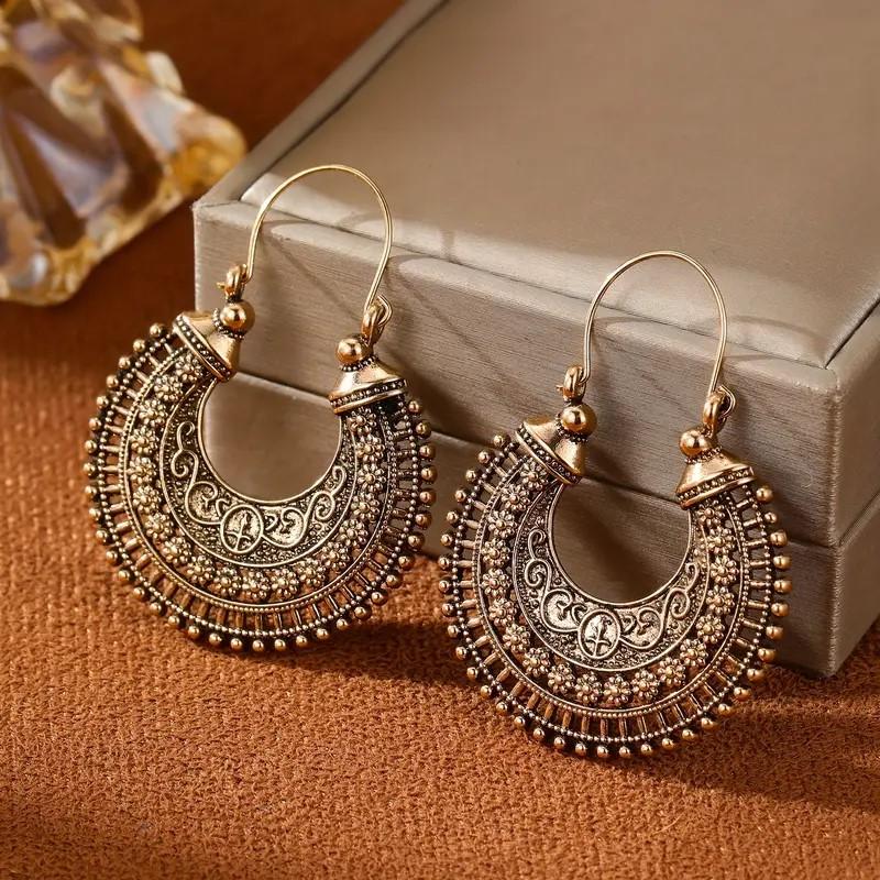 Retro Bohomian Antique Bronze Hoop Earrings for Women Niche Design Hollow Design Earring Daily Wear Party Jewelry Gifts