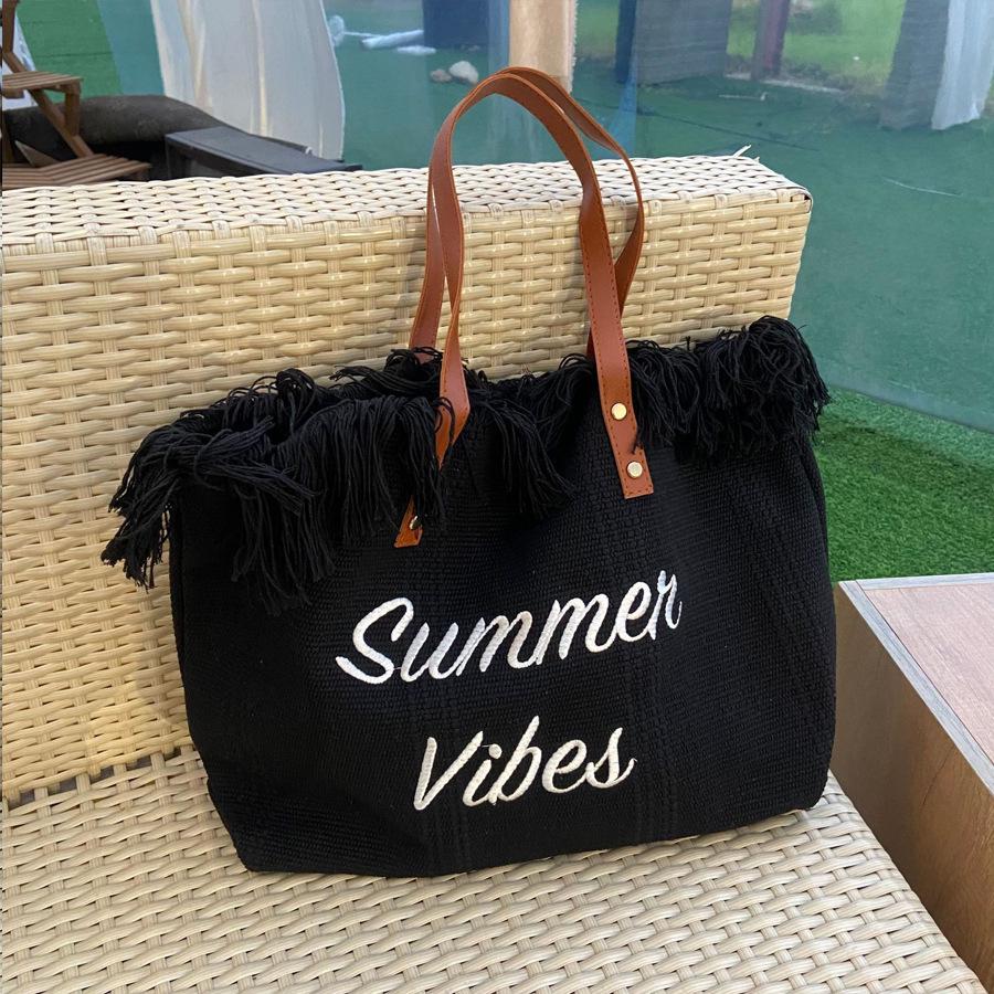 

Korean Canvas Embroidered Tote: Versatile Women s Woven Beach Handbag with Tassel 48*12*34CM чорний