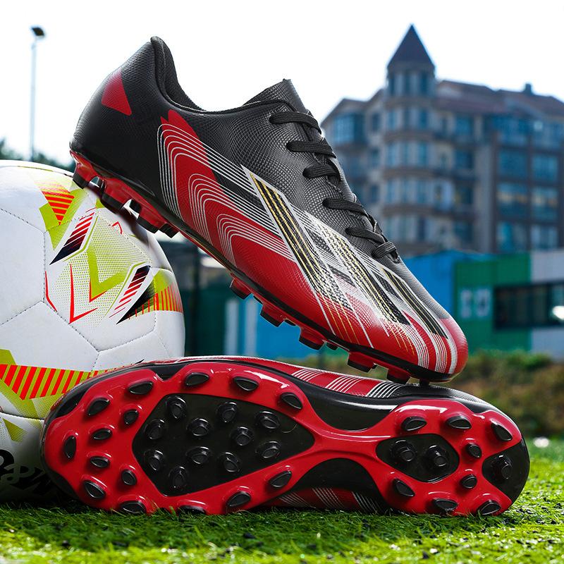 Indoor Football Shoes Nailed New Models, Good Price, Junior High School Adult Youth Football Shoes, Men and Women Foreign Ministers Low Top