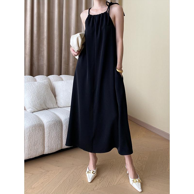 Sinan High-End Französisches Kordelzug Neckholder Herbst/Winter Kleid SN4011