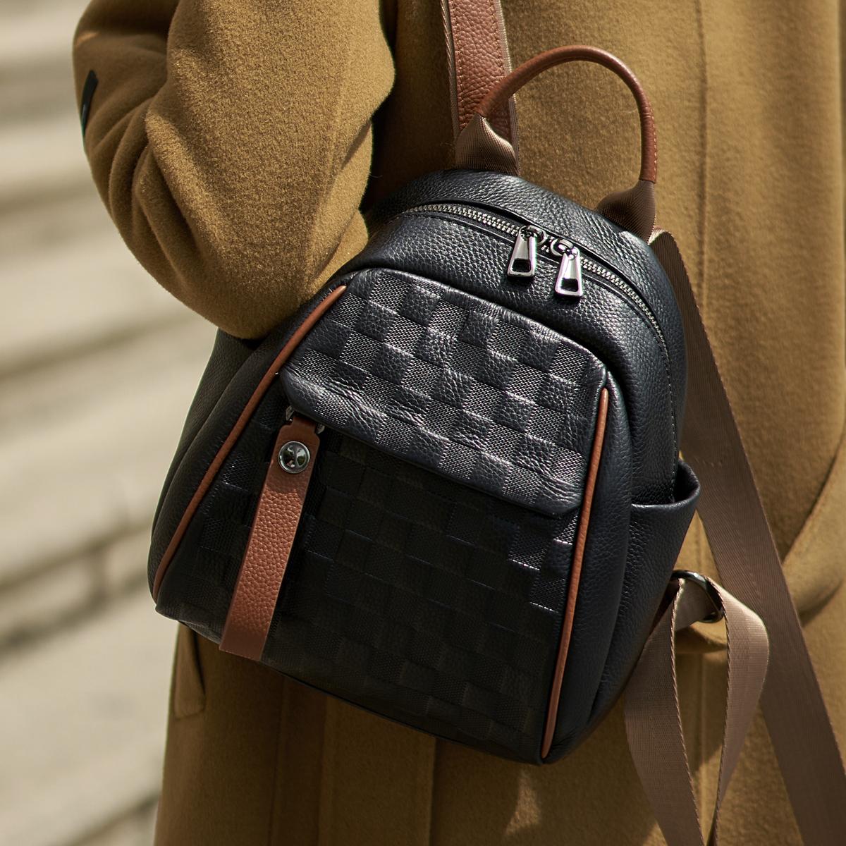 

Полный кожаный женский стандартный рюкзак из натуральной кожи для деловых поездок и путешествий