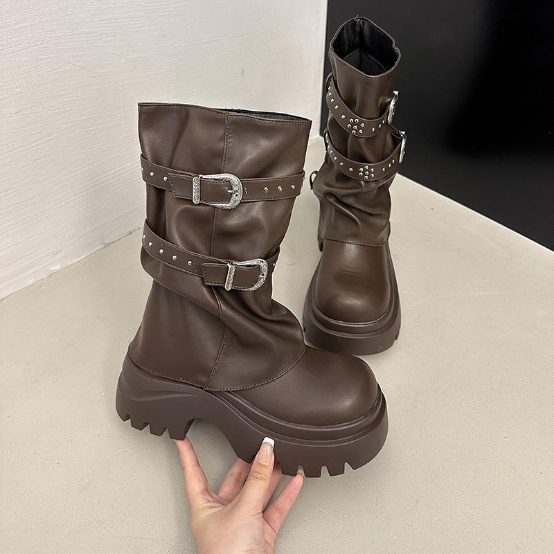 

Sweet and cool black Martin boots women s 2025 autumn new thick-soled heightening and thin boots retro versatile and thin short boots 39 темно-коричневого