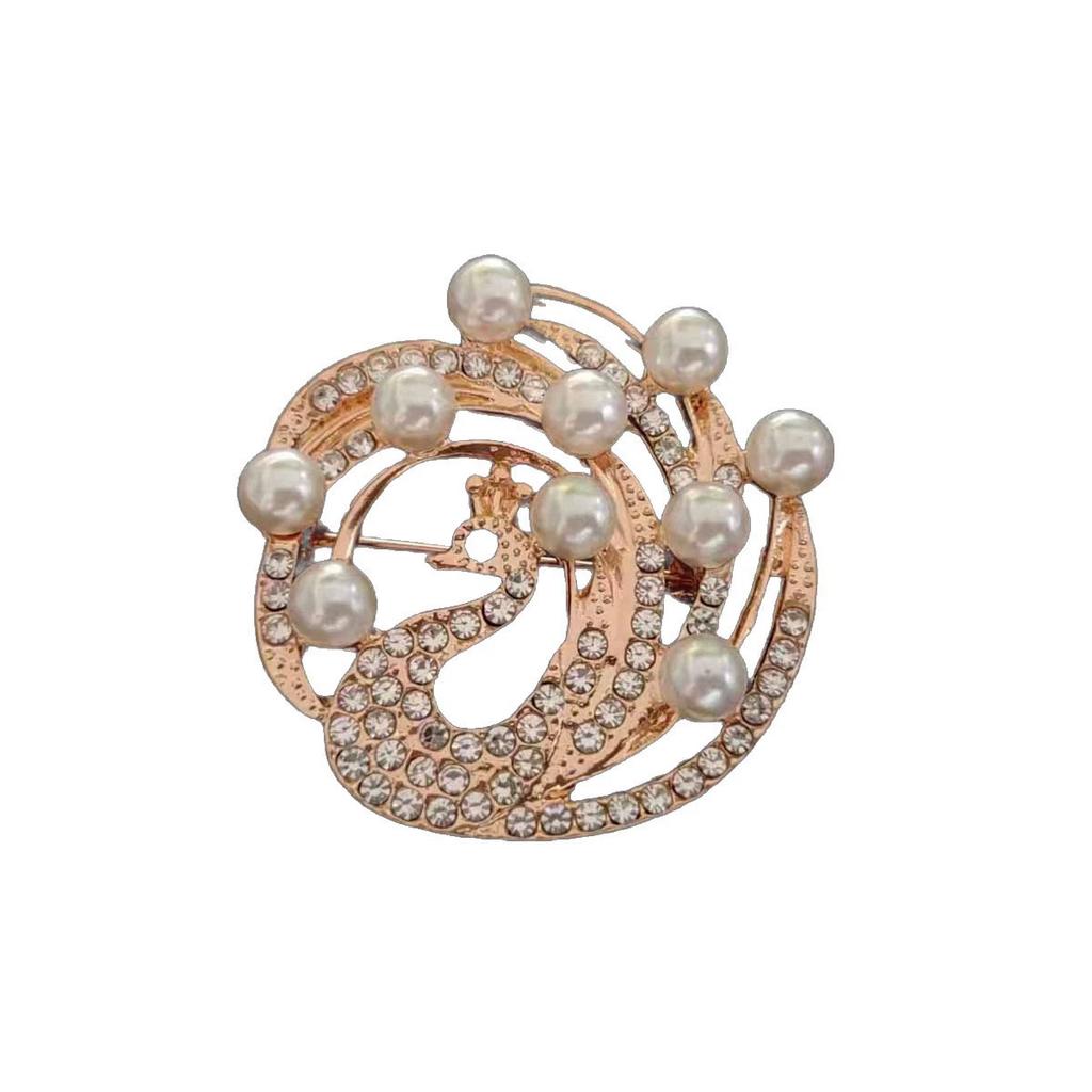 1Pc Exquisite and Elegant Peacock Brooch Charm Creative Animal Pin Fashion Trend Jewelry Accessories Birthday Party Gift 2026