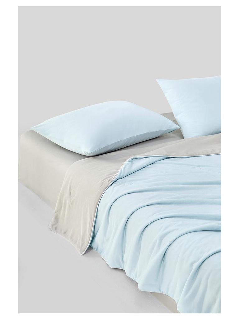 Summer Ice Silk Quilt: Cool & Washable for Mother and Baby