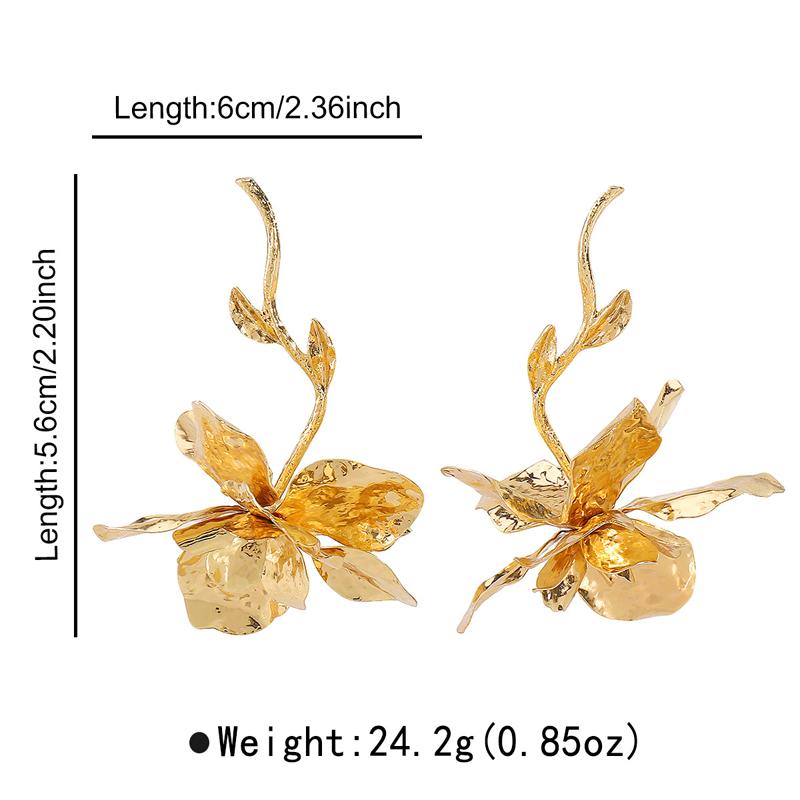 2025 New Vintage Metal Flower Pendant Earrings for Women Creative Gold Color Leaf Irregular Earrings Vacation Zircon Gifts