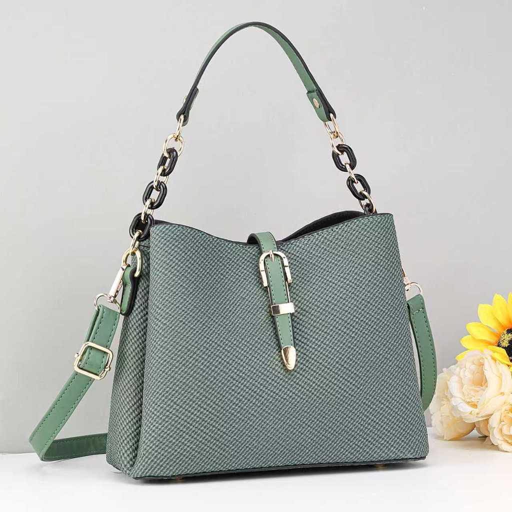 Womens Large Capacity Pu Water Bucket Bag With Zipper Closure For Daily Use