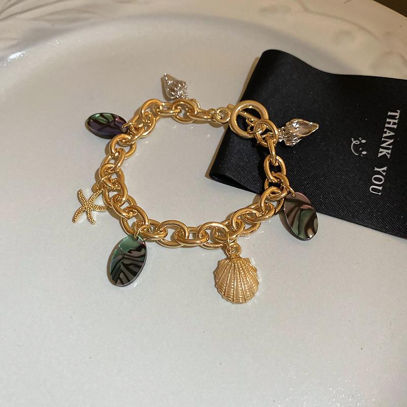 GemChic Women's Retro Alloy Conch Starfish Pendant Chain Bracelet Classical Ethnic Birthday Christmas Jewelry Gift