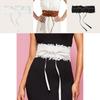Breites Spitzen-Hüftband für Damen mit handgenähten Details für elegante Abendgarderobe
