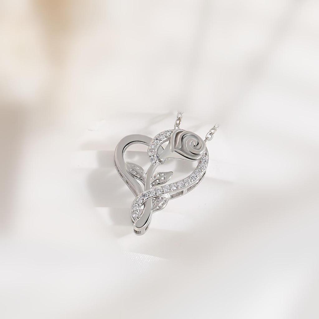 Valentine's Day Heart Rose Diamond Pendant Necklace: European & American Style