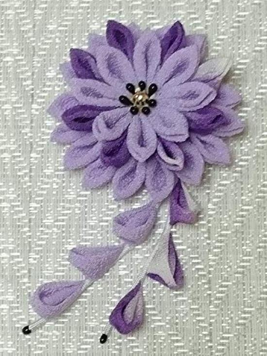 brooch purple Chirimen craft kit Tsumami-zaiku "Mino Chrysanthemum"