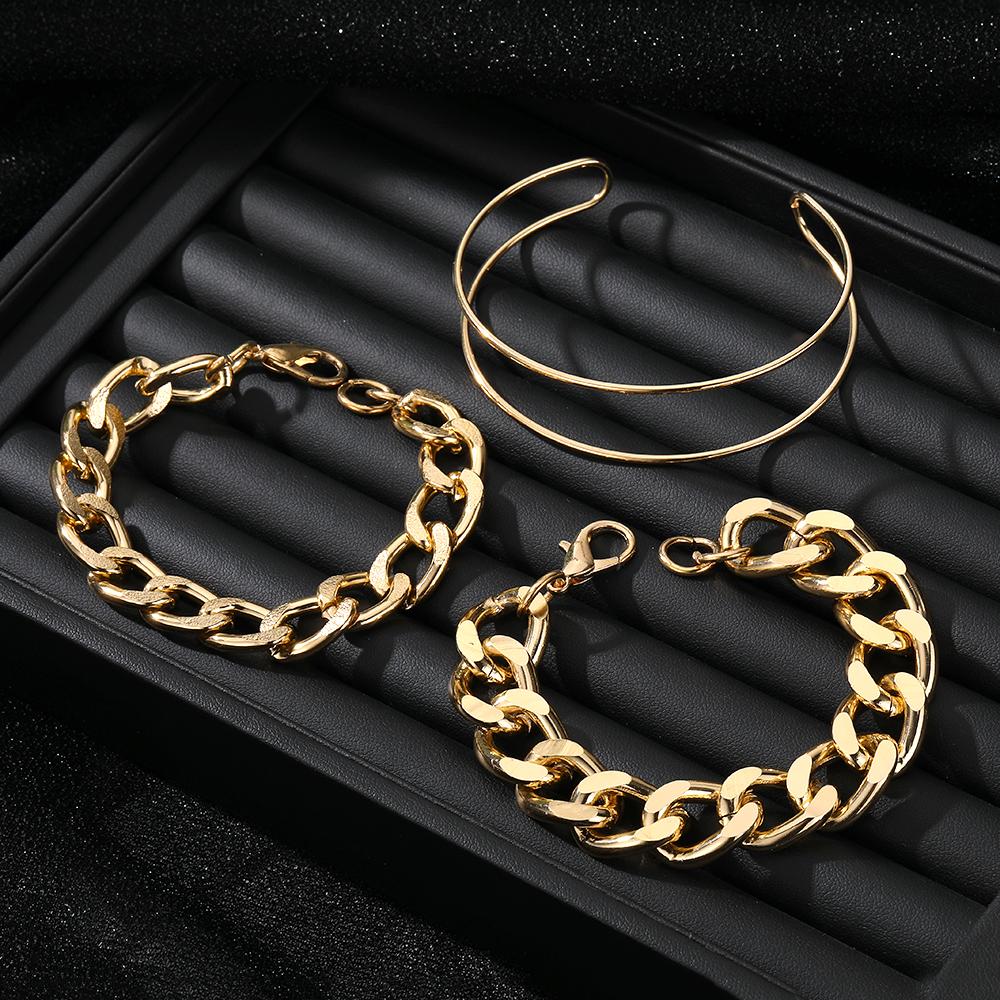 Mote Luksus Flatt Flatt Armbånd Kvinne 4 Delingssett Nattklubb Festtøy med smykker Gave Smykker Chunky Chain Armbånd Armbånd Armbånd Gull