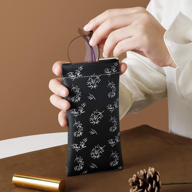 1Pcs Soft Leather Reading Glasses Bag Case Waterproof Sunglasses Glasses Pouch Simple Eyewear Storage Bags Eyewear Accessories