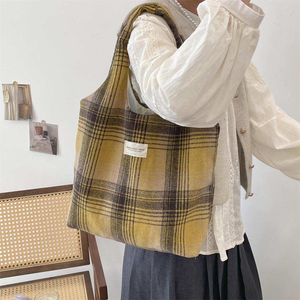 Trendy And Versatile Canvas Checkered Shoulder Bag Perfect For School And Daily Use