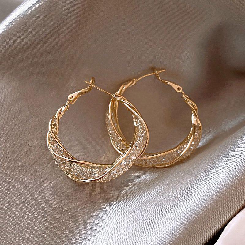 Amber Coffee French Retro Luxury Earrings - Women's Elegant Studs with Niche Design