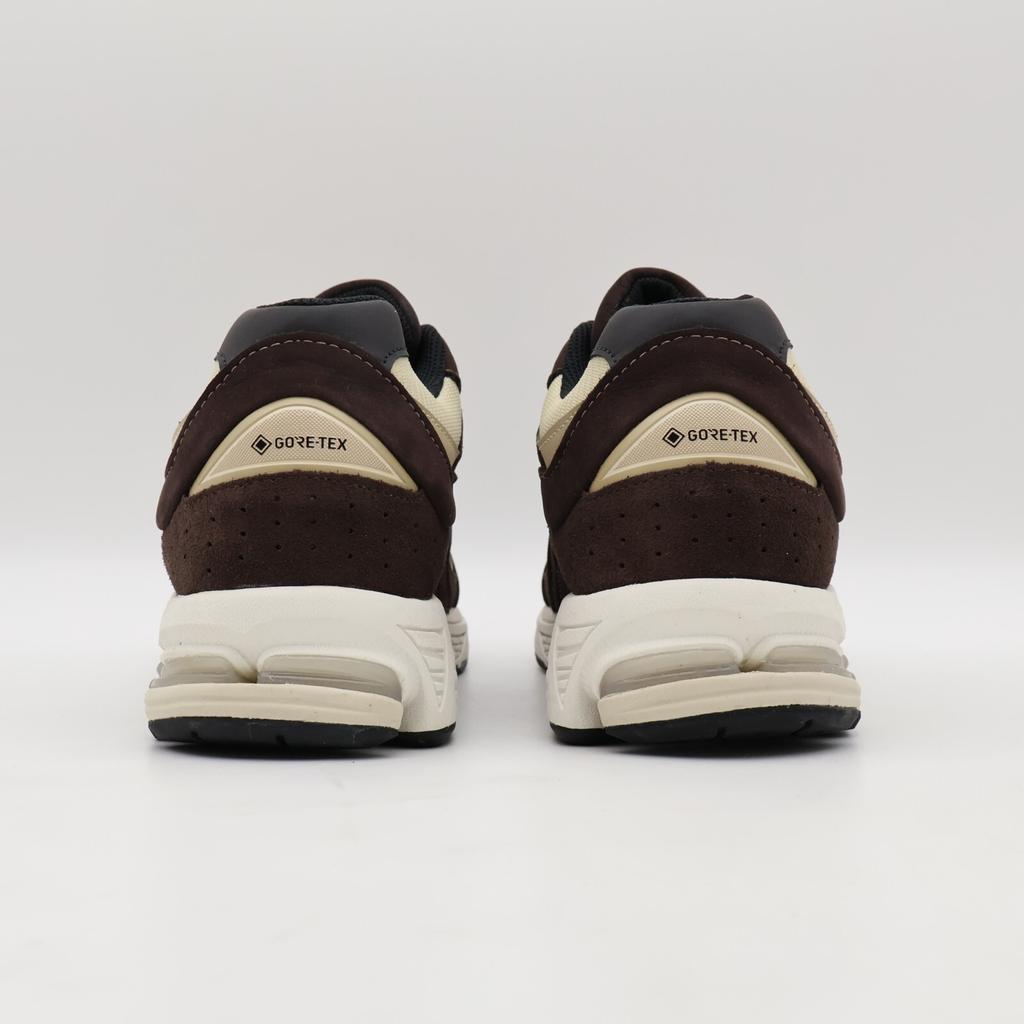 M2002RXQ New Balance 2002R GORE-TEX Černá káva (pánské)