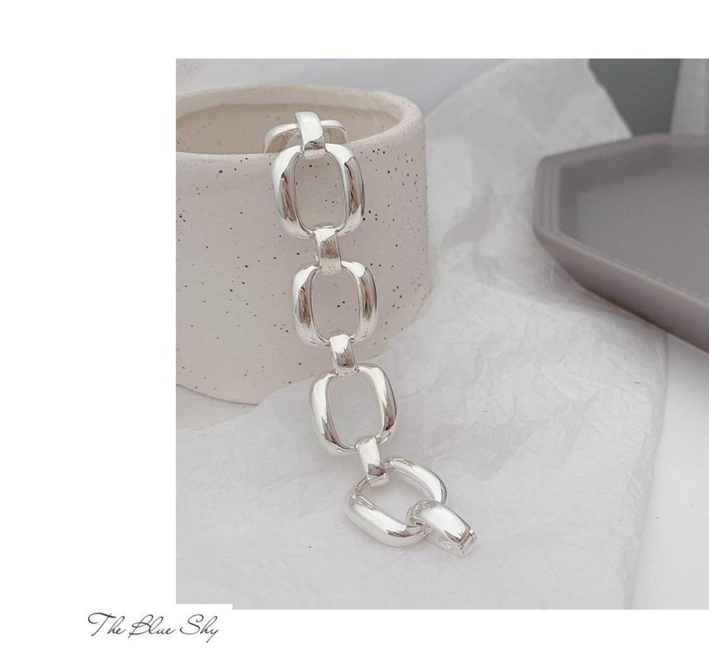 Korean Style S925 Sterling Silver Geometric Cutout Bracelet: Women's Retro Hong Kong Style Bangle