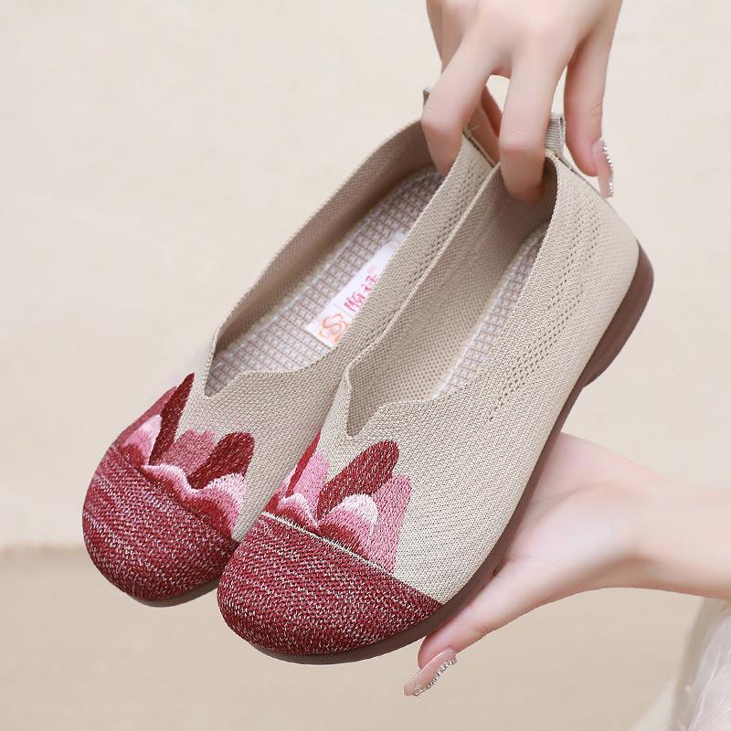 Women's Embroidered Summer Flat Shoes - Breathable, Soft Sole for Comfort