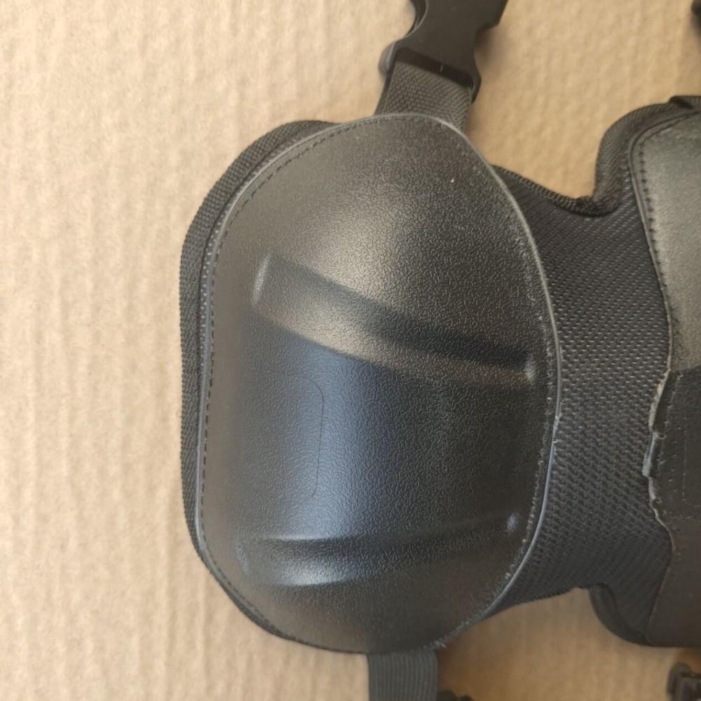 Waterproof Leg Protective Anti-Slip Motorcycle Knee Pads Shank Protector Mowing and Trimming