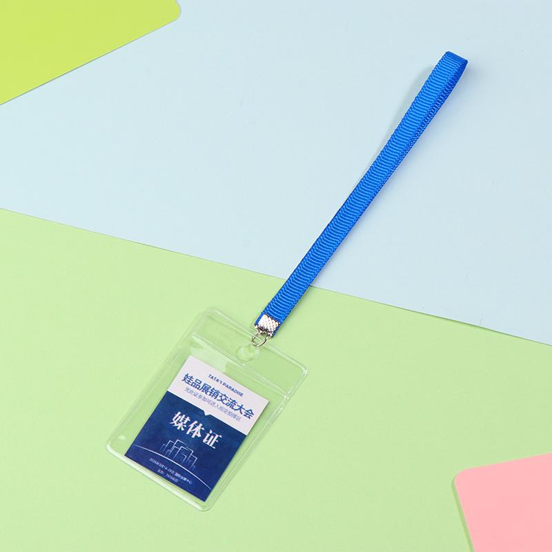 

1 шт. 1/6 1/4 1/3 Кукольный домик Миниатюрный рабочий ID кейс Держатель для карт Аксессуары для BJD кукол Домашний DIY декор as the picture