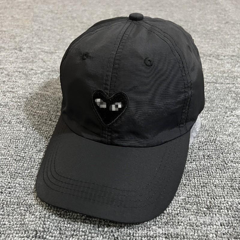 Summer Unisex Baseball Cap Heart Embroidered Outdoor Leisure Duckbill Cap