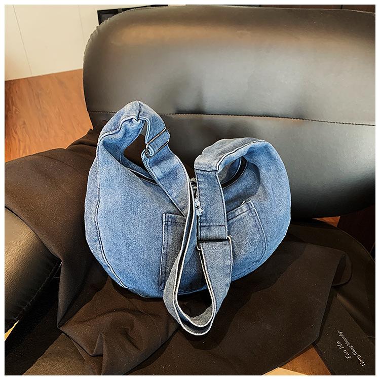 New denim casual simplicity 2025 simple large capacity literary retro lazy wind crossbody shoulder bag women