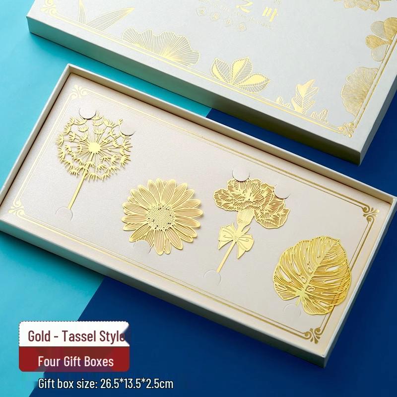 

Exquisite Laser-Engraved Metal Bookmark in Ancient Palace Style - Perfect Small Gift Box Souvenir for Students.