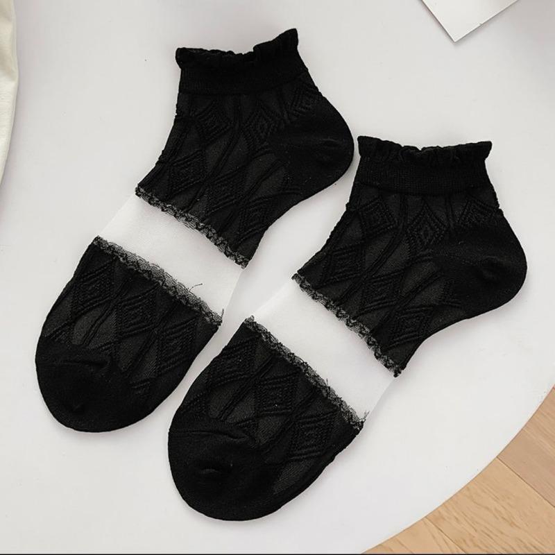 Women's Short Socks for Spring and Summer, Thin Lace Stockings, Sweat-absorbing, Trendy Black Short Boat Socks, Versatile