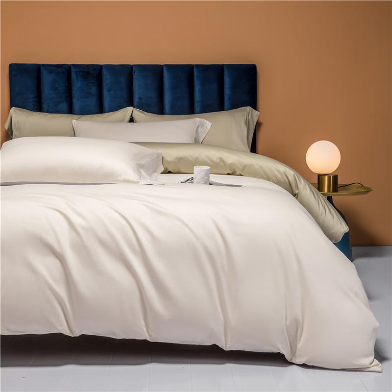 Milkshake White & Wood Fruit Four-Piece Bedding Set