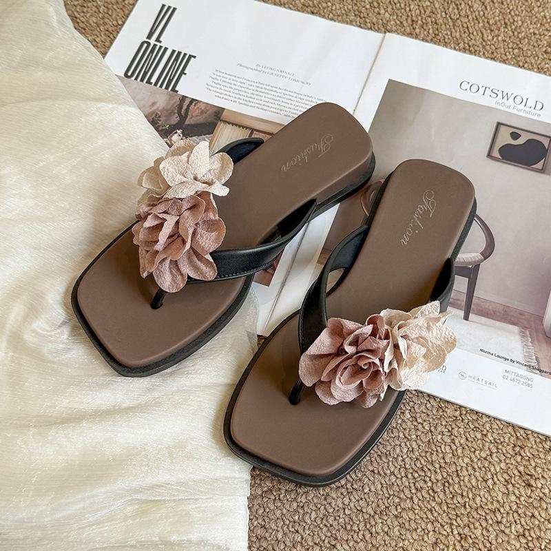 

Women s 3D Floral Flat Sandals Boho Braided Flower Flip Flops Platform Slides Summer Non-Slip Slippers Square Open Toe Beach Dress Shoes for Women 40/41 чорний