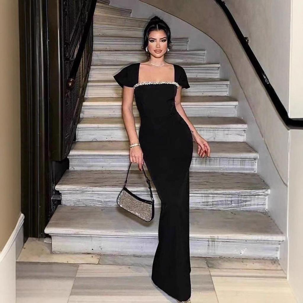 Elegant Rhinestone-Encrusted Bodycon Evening Dress