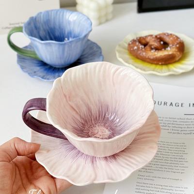 Kreatywny Zestaw Ceramiczny Kubek na Wodę i Spodek Kubek z Dekoracją Kwiatową Wykwintne Kubki do Latte Kawy Domowy Kubek na Śniadanie Owsiankę