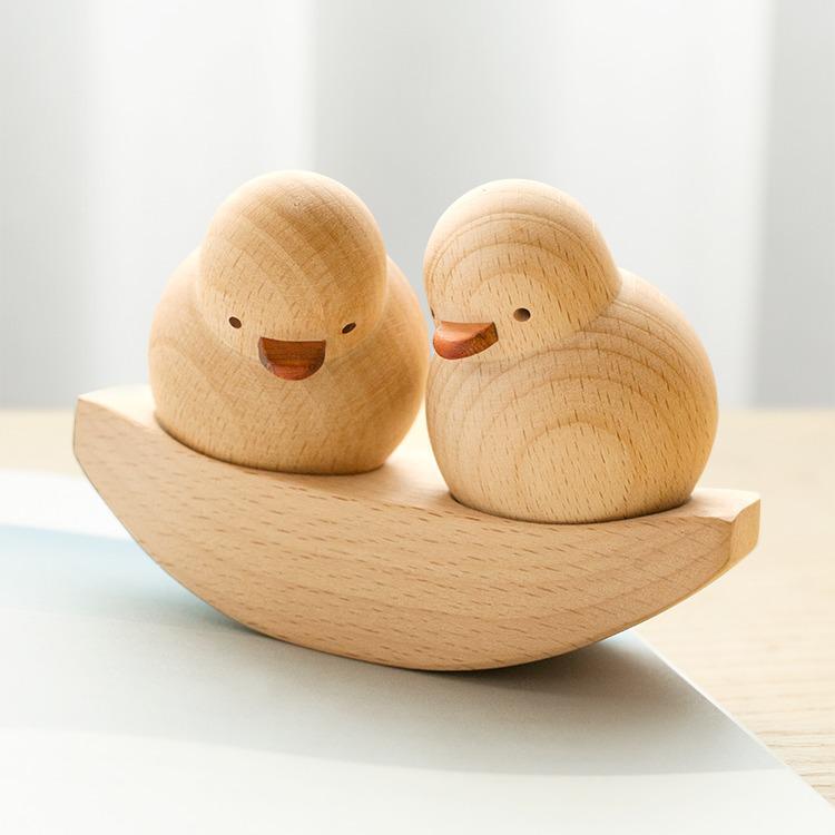 

Wood Ducks Creative Home Decor Kawaii Figurine Ornament Office Desk Decor Wooden Duck Friendship Birthday Valentine s Day Gift жовтий