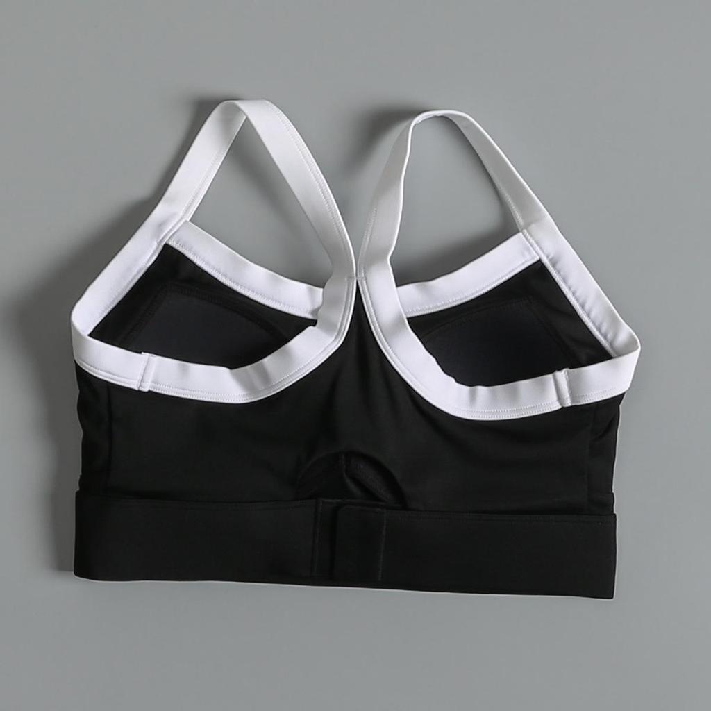 Women's Shockproof Sports Bra - High-Intensity Yoga and Running Vest with Beautiful Back Design