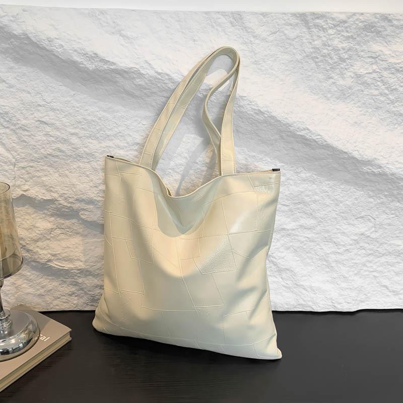 Spacious And Stylish Shoulder Bag For School And Work Available In Classic Colors белый