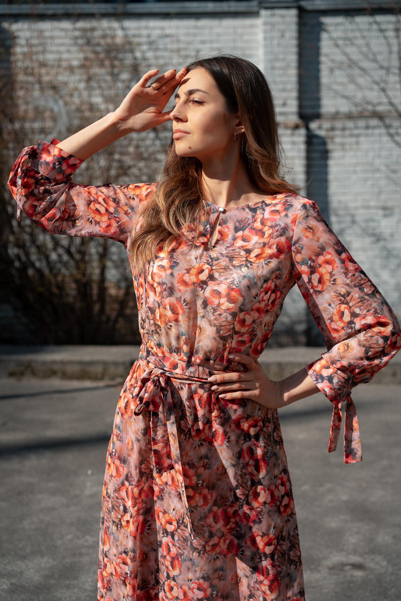 

Сукня в квітку із зав язками 40 кораловий