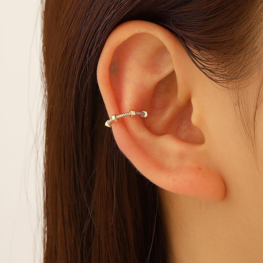 Clip per orecchio retrò francese a doppio strato in lega senza buco: Ear Cuff Semplice da Donna, Stile Freddo, di Nicchia Coreano, Temperamento