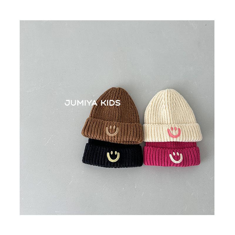 Children's Hats Autumn and Winter New Baby Knitted Pullover Hats for Boys and Girls Smiling Face Ear Protection Hats