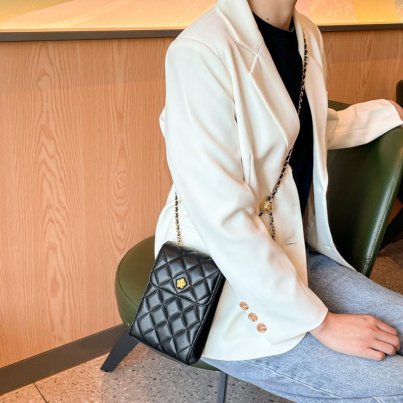 Borsa da Telefono Versatile in Pelle di Mucca da Donna 2025 Nuova alla Moda con Catena Design di Nicchia Mini Borsa a Tracolla