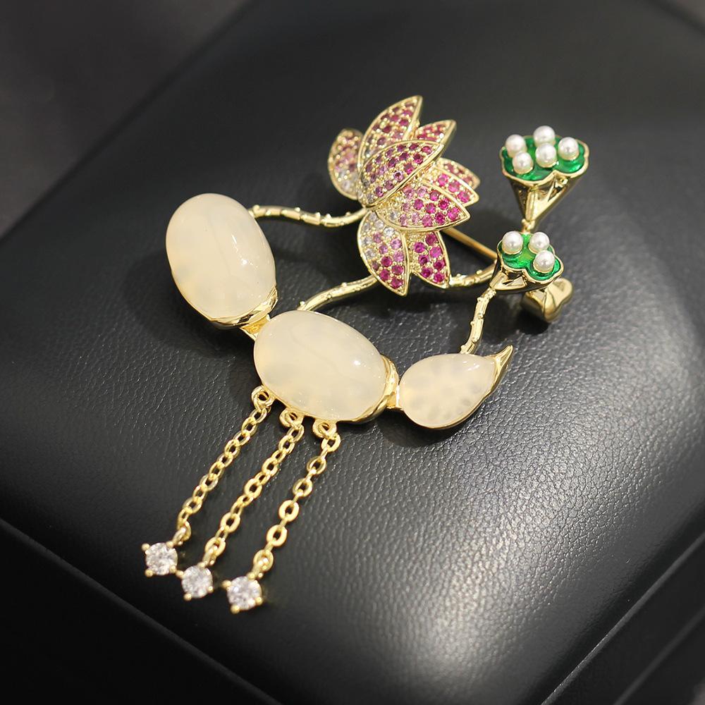 Новая китайская брошь-булавка в виде листа лотоса и корня лотоса, ретро, инкрустированная стразами, имитация опала, бахрома, растение, женская модель