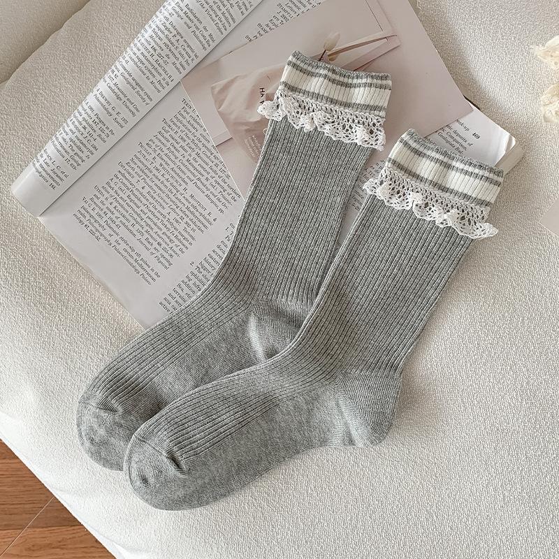 Pile of Lace Lace Mid-calf Socks for Spring and Autumn, Women's Sports Striped Sweet Long Calf Socks