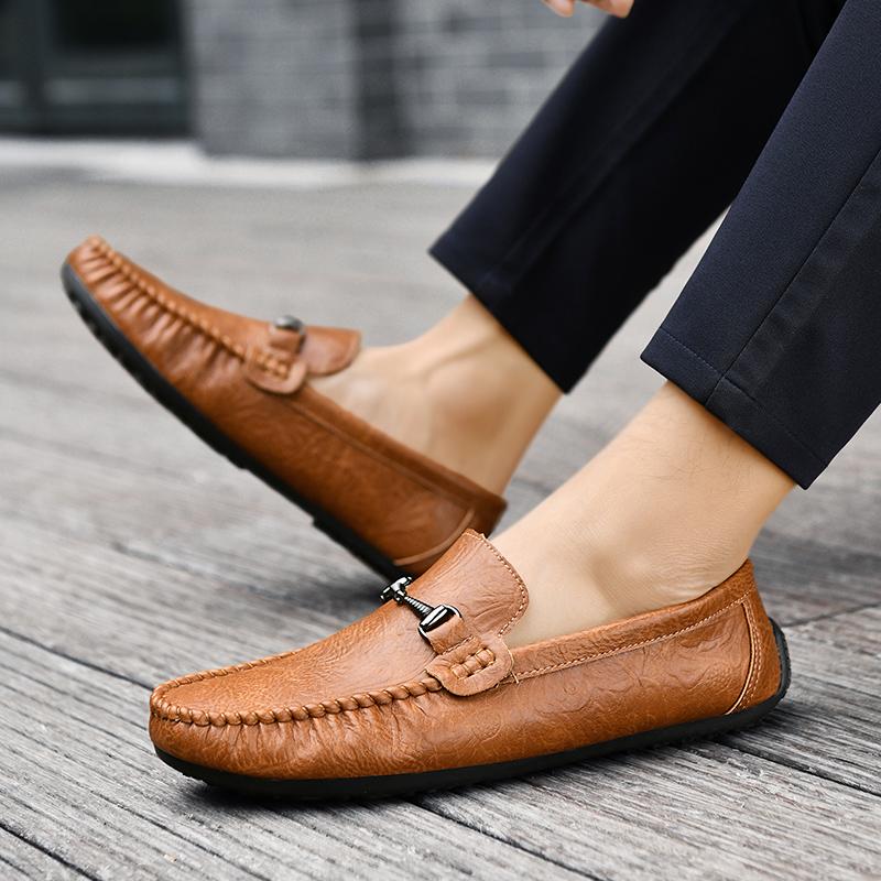 Fashion Punk Style Male Wedding Shoes Men's Handmade Leather Loafers Casual Driving Flats Handmade Slip-on Shoes New Comfy Moccasins