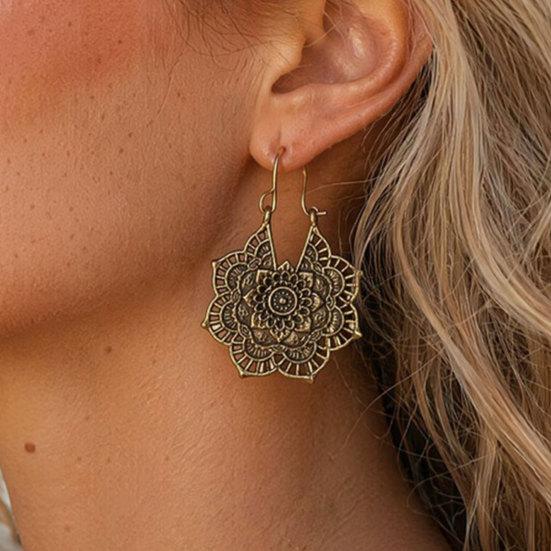 1 Pair Vintage Bronze Earrings for Women, Multi-Layer Hollow Pattern Hook Earrings, Bohemian Ethnic Style Drop Earrings for Jewelry Gift