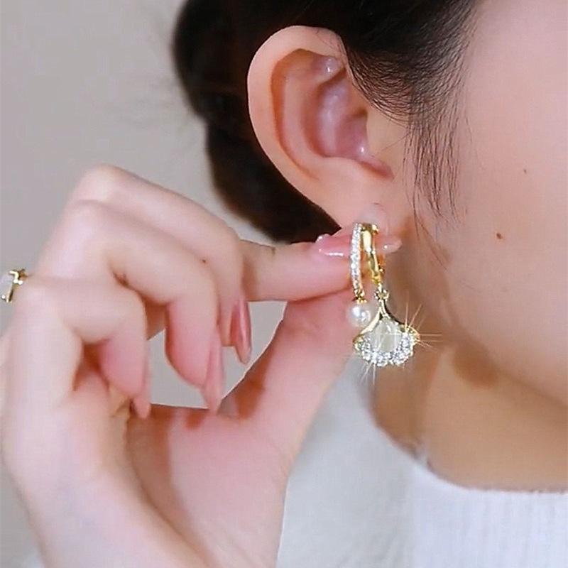 High End Fashion Temperament Versatile Earrings