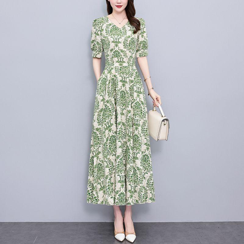 Plus Size Waist-Cinching Slim-Fit Summer Dress for Middle-Aged Women