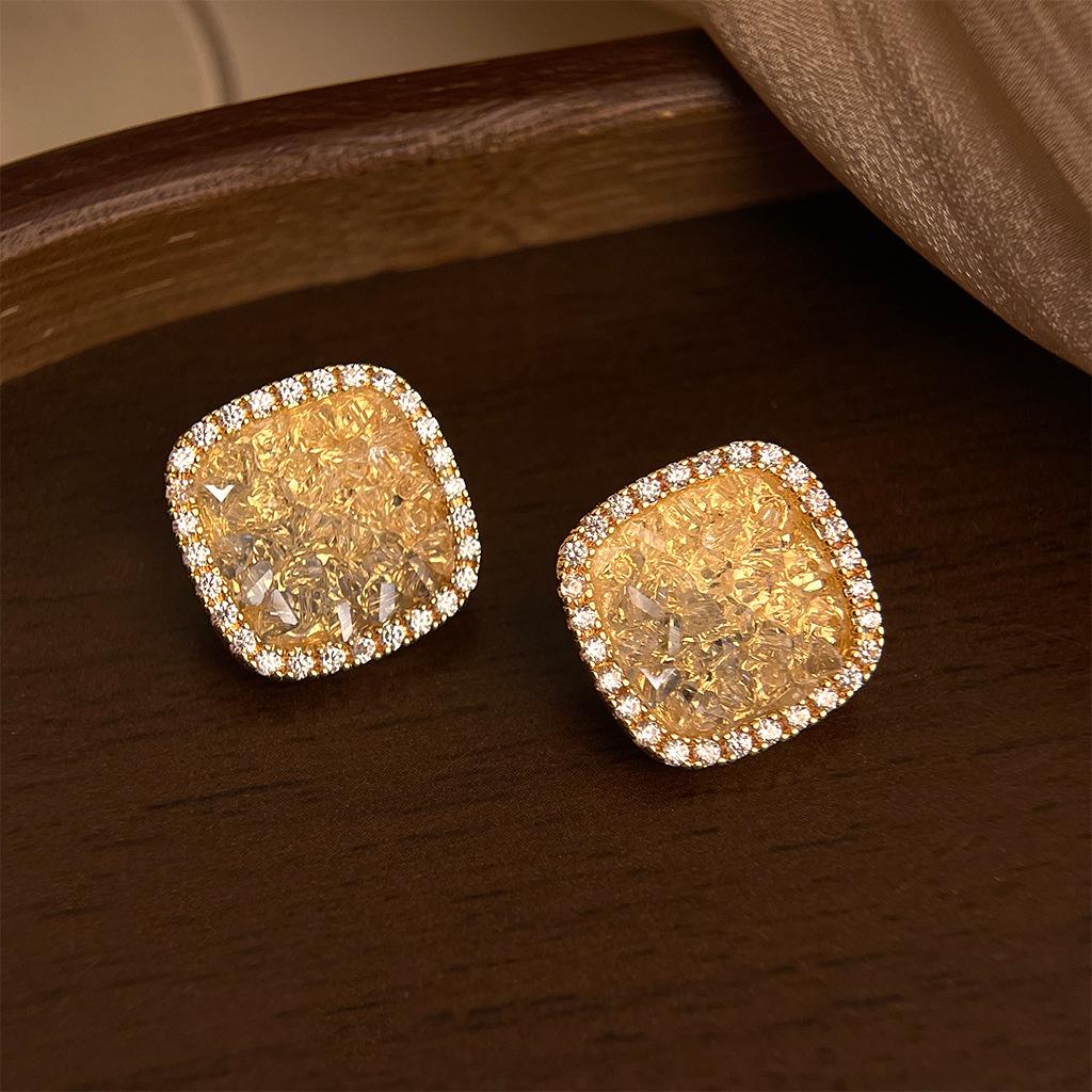 Elegant 925 Sterling Silver Zirconia Sugar Cube Stud Earrings - Luxury European & American Style for Women