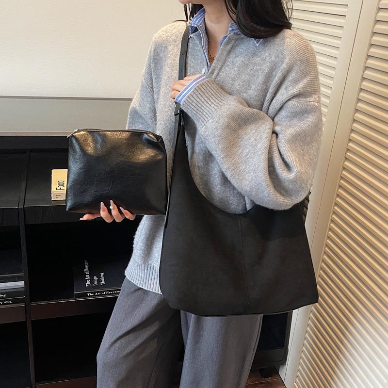 2025 Autumn New Retro Underarm Bag Women's Large Capacity Tote Bag Korean Fashion Large Bag Commuter Shoulder Bag